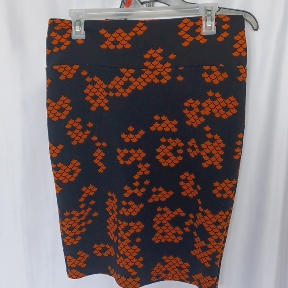 LuLaRoe Skirt, stretchy, black & rust, Size M